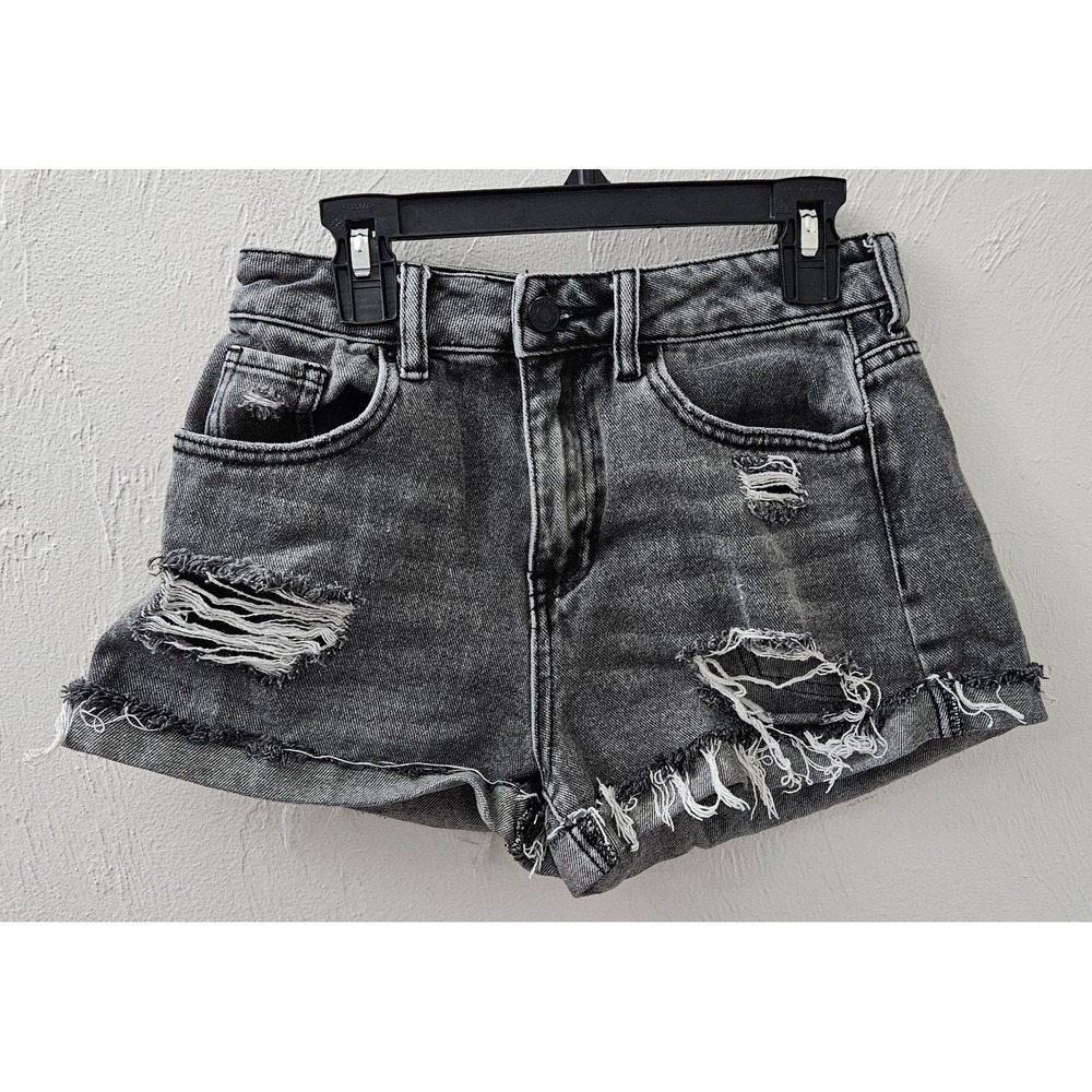 PACSUN Women's Light Black/Dark Gray Denim Mom Shorts Size 25‎ Inseam 2 Inches